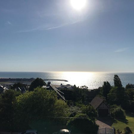 Appartement Avec Vue Imprenable Sur La Mer Trouville-sur-Mer Exteriér fotografie